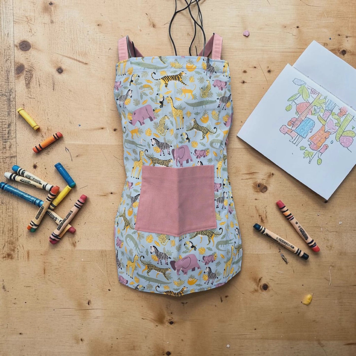 SALE $8 each 🌟Bake & Create Aprons.